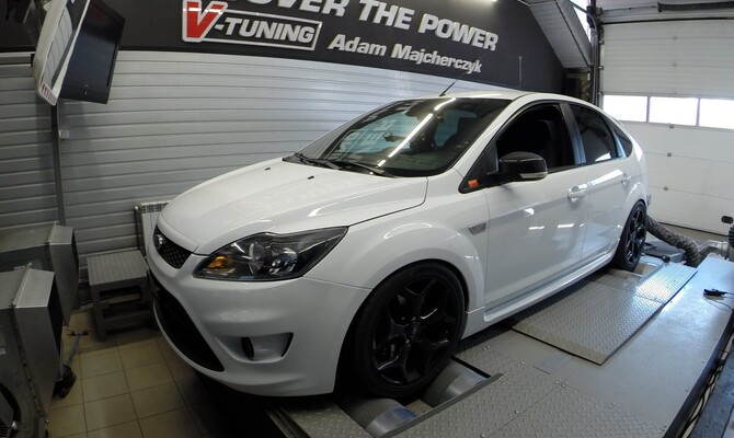 Ford Focus ST 2.5T 225KM